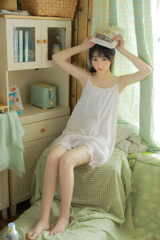 三个水嫩漂亮的女学生在线观看